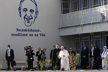 Papst in Bethlehem-Zentrum in Bratislava