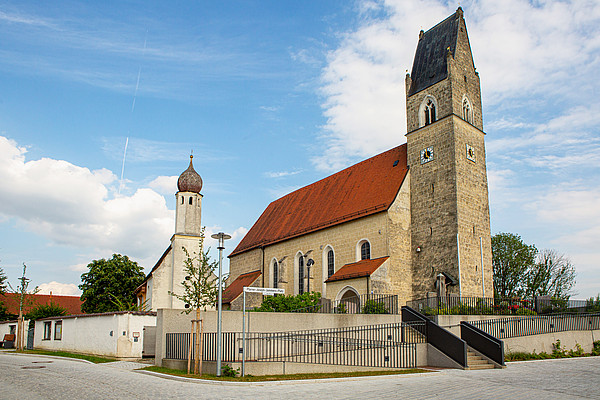 Pfarr- und Wallfahrtskirche Maria Himmelfahrt in Pürten