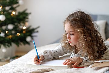 Kind schreibt Brief