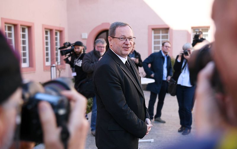 Georg Bätzing wird die deutschen Bischöfe als Vorsitzender auf dem Synodalen Weg anführen.